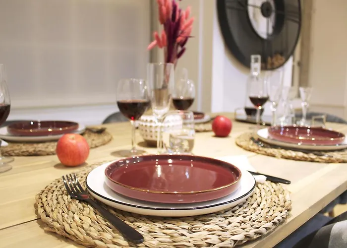 Artistic Neighborhood Luxury Appartamento